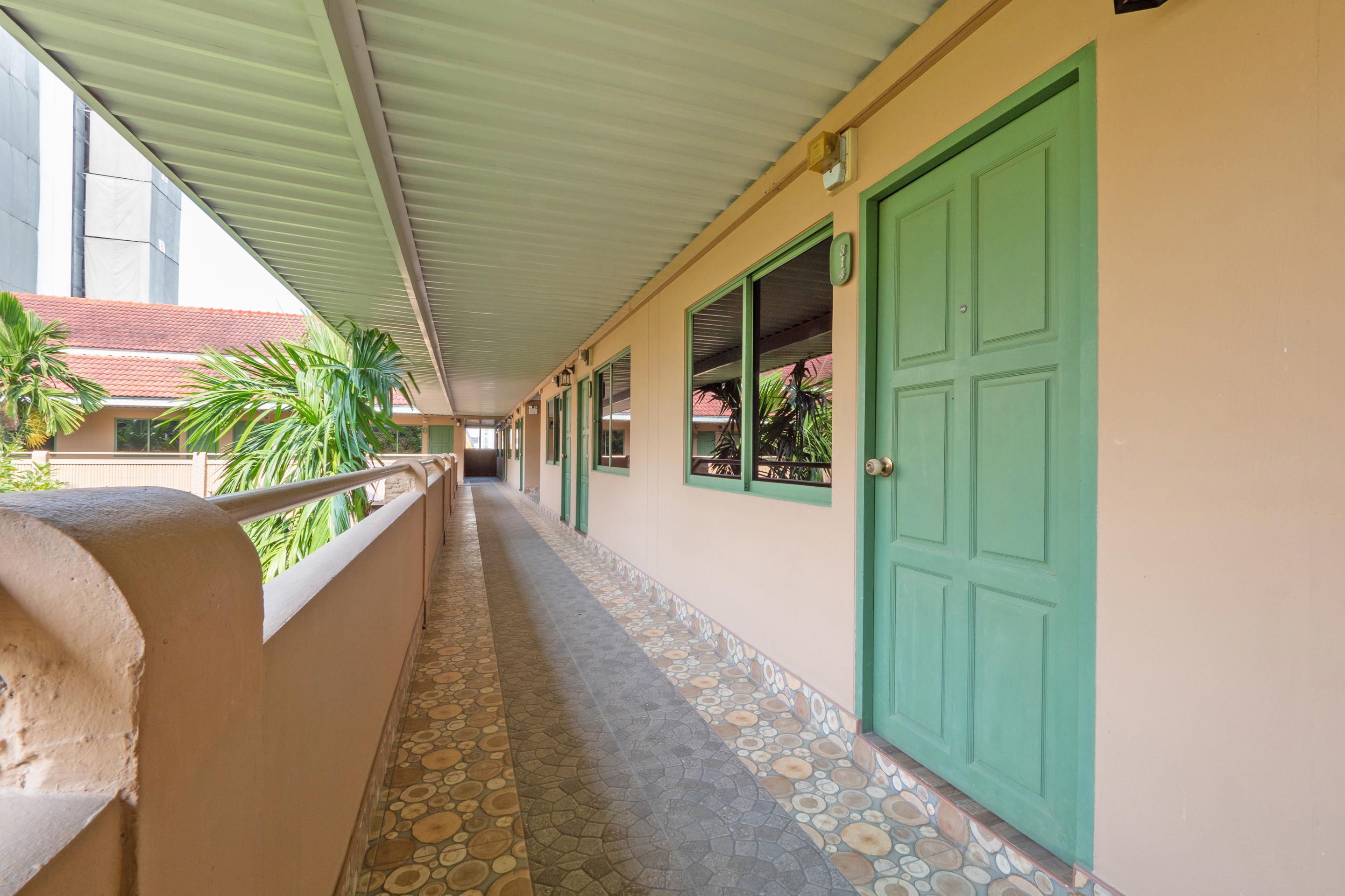 The One Sabai Living Pattaya Hotel Luaran gambar