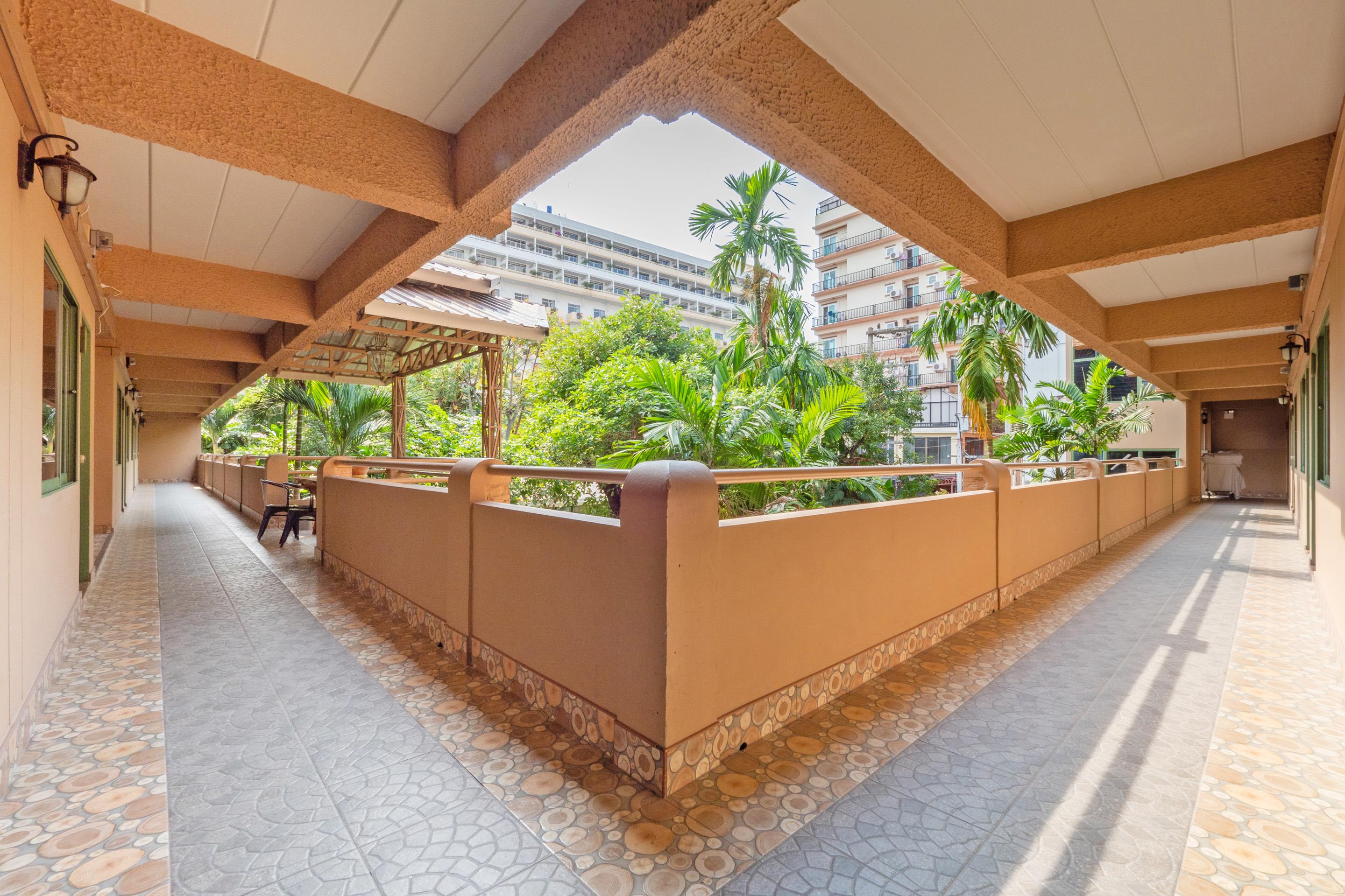 The One Sabai Living Pattaya Hotel Luaran gambar