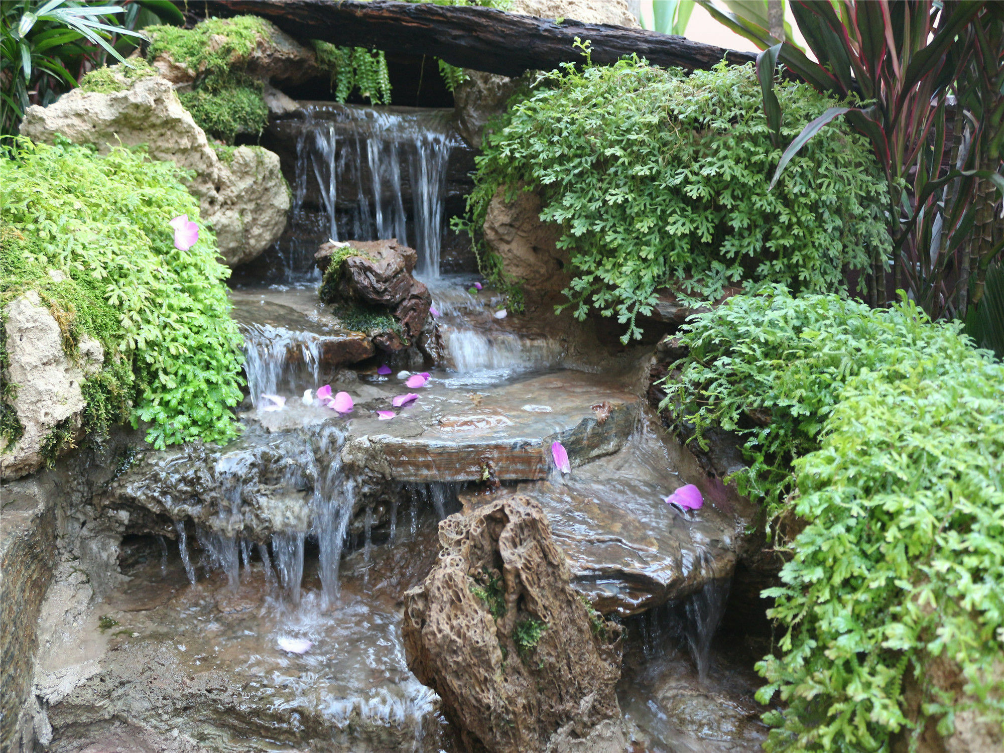 The One Sabai Living Pattaya Hotel Luaran gambar